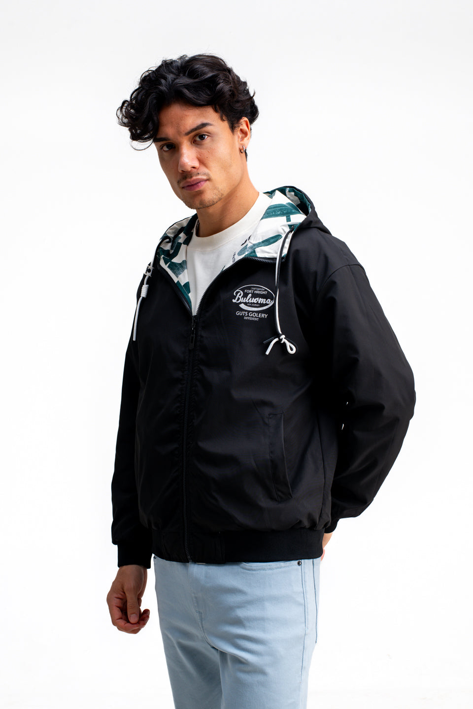 REVERSIBLE ABSTRACT PRINTED JACKET