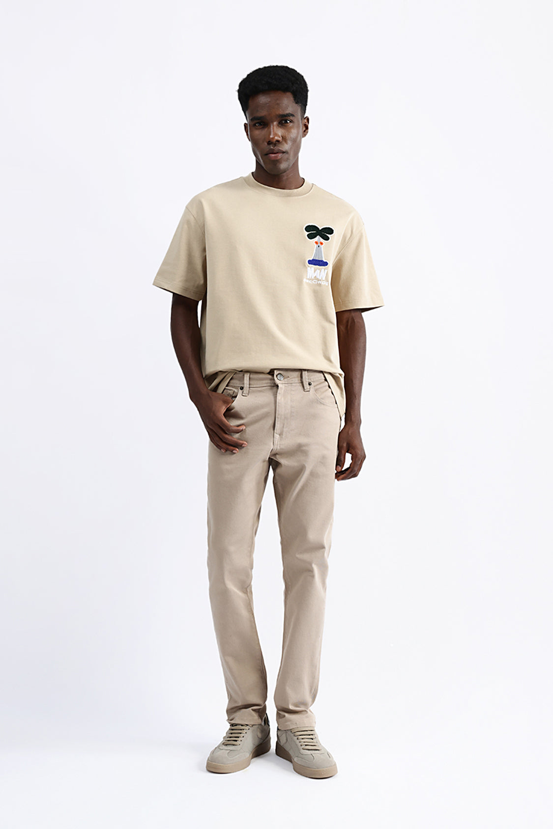 PATCH EMBROIDERED OVERSIZE TEES