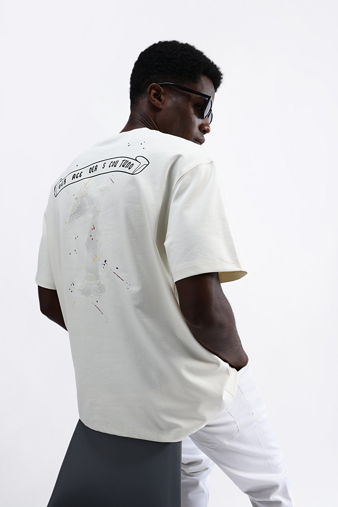 OVERSIZED BACK PRINT TEE