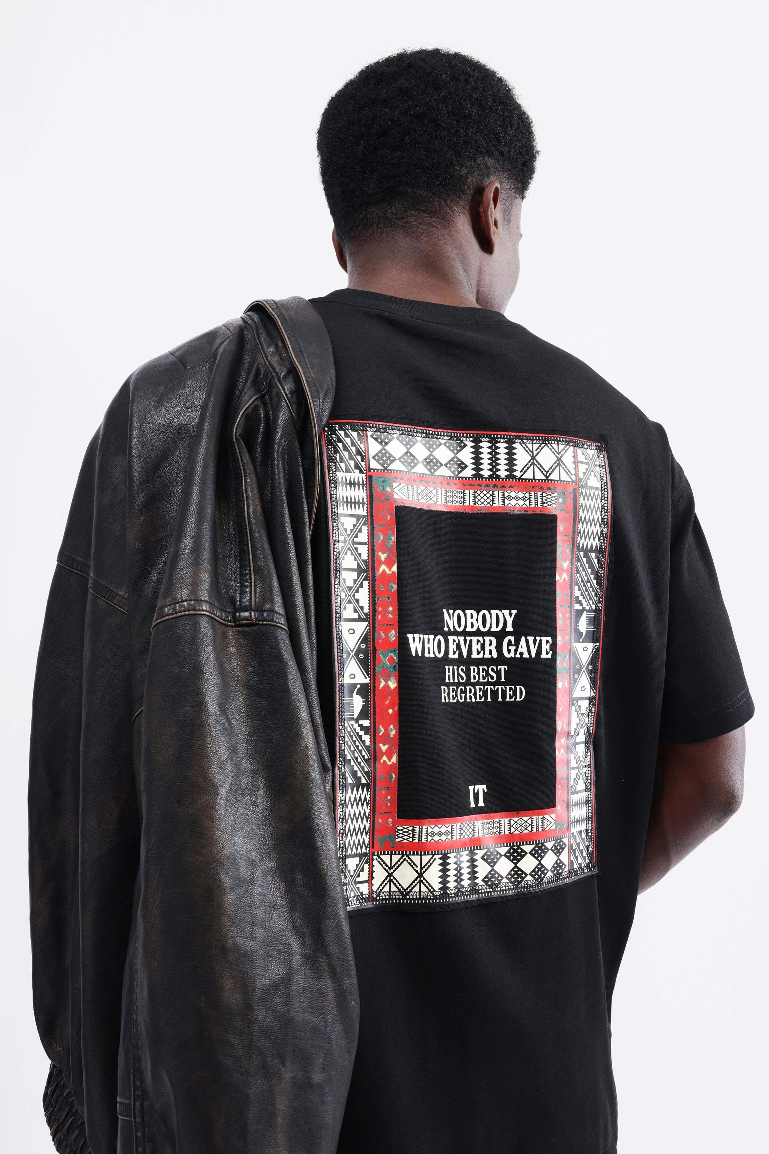 GRAPHIC BACKPRINT OVERSIZED T-SHIRT