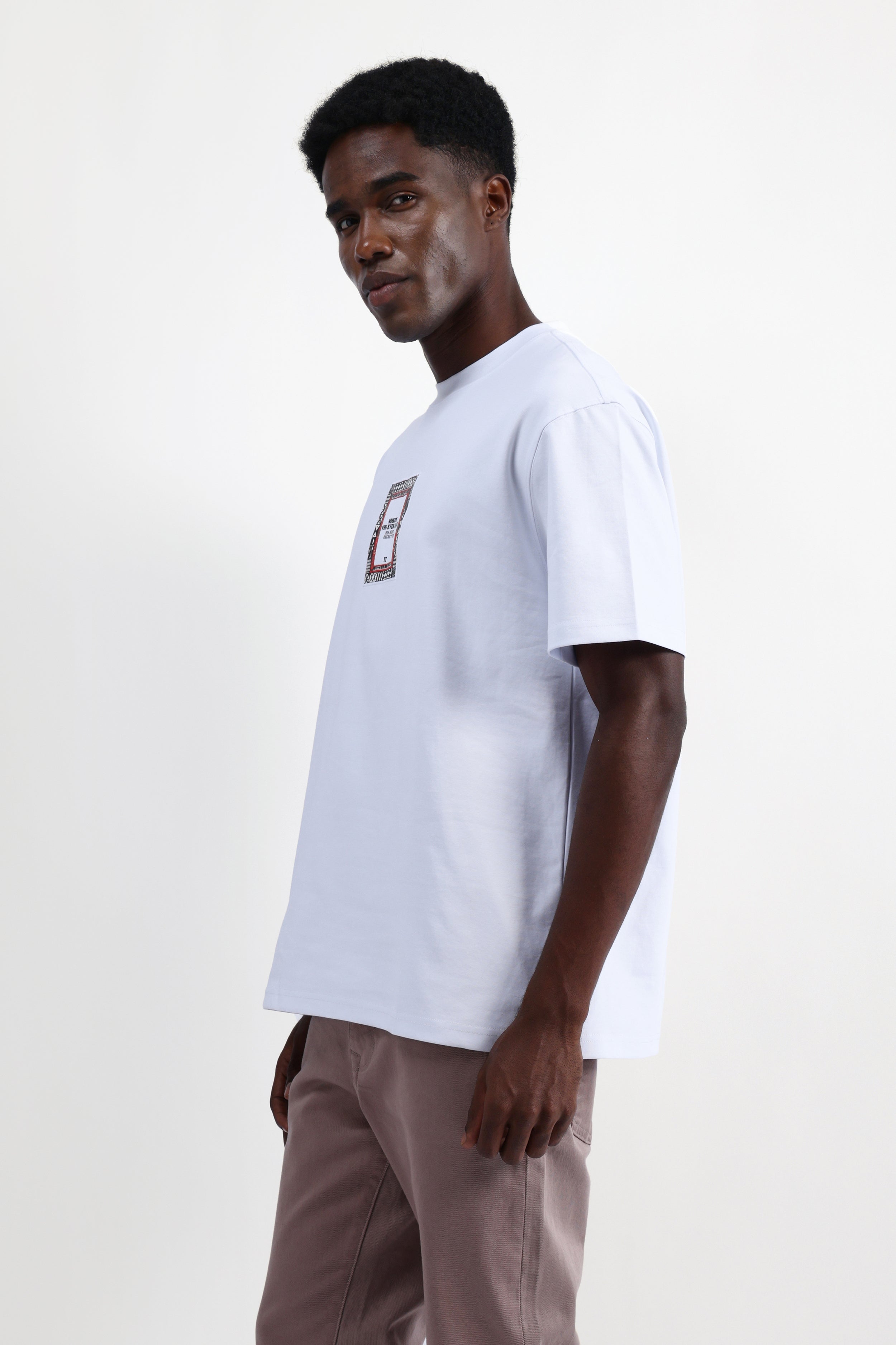 GRAPHIC BACKPRINT OVERSIZED T-SHIRT