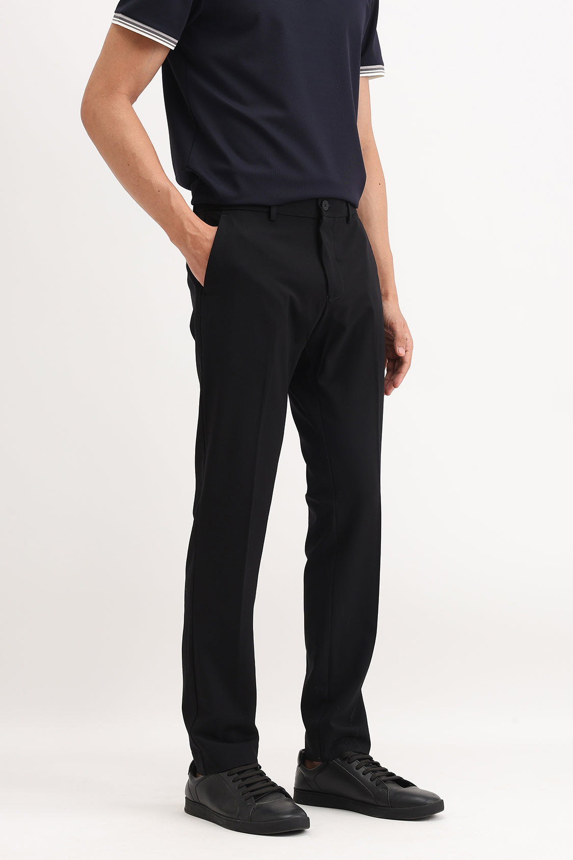 SLIM FIT CASUAL TROUSER