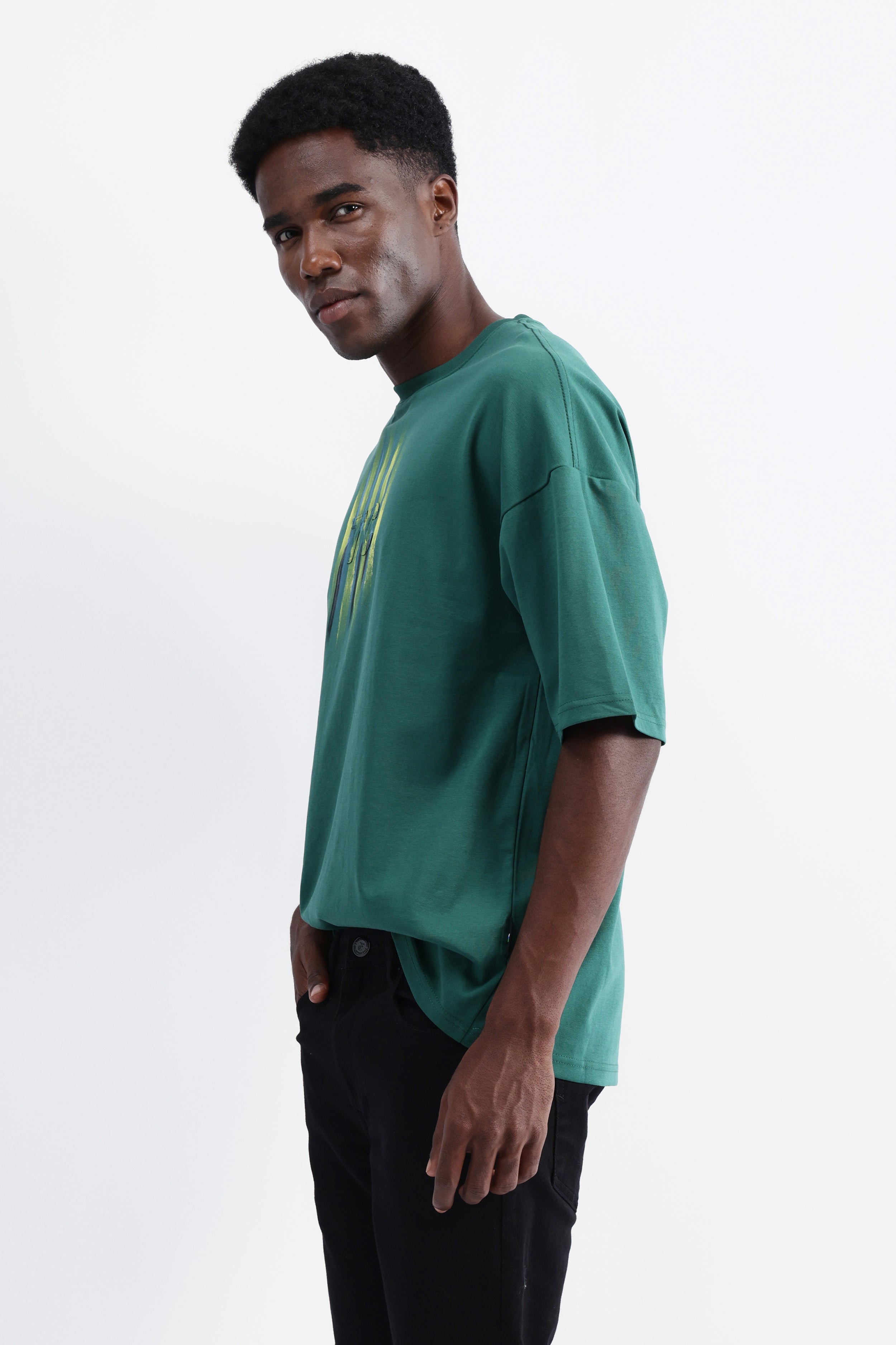 GRAPHIC PRINT OVERSIZED T-SHIRT