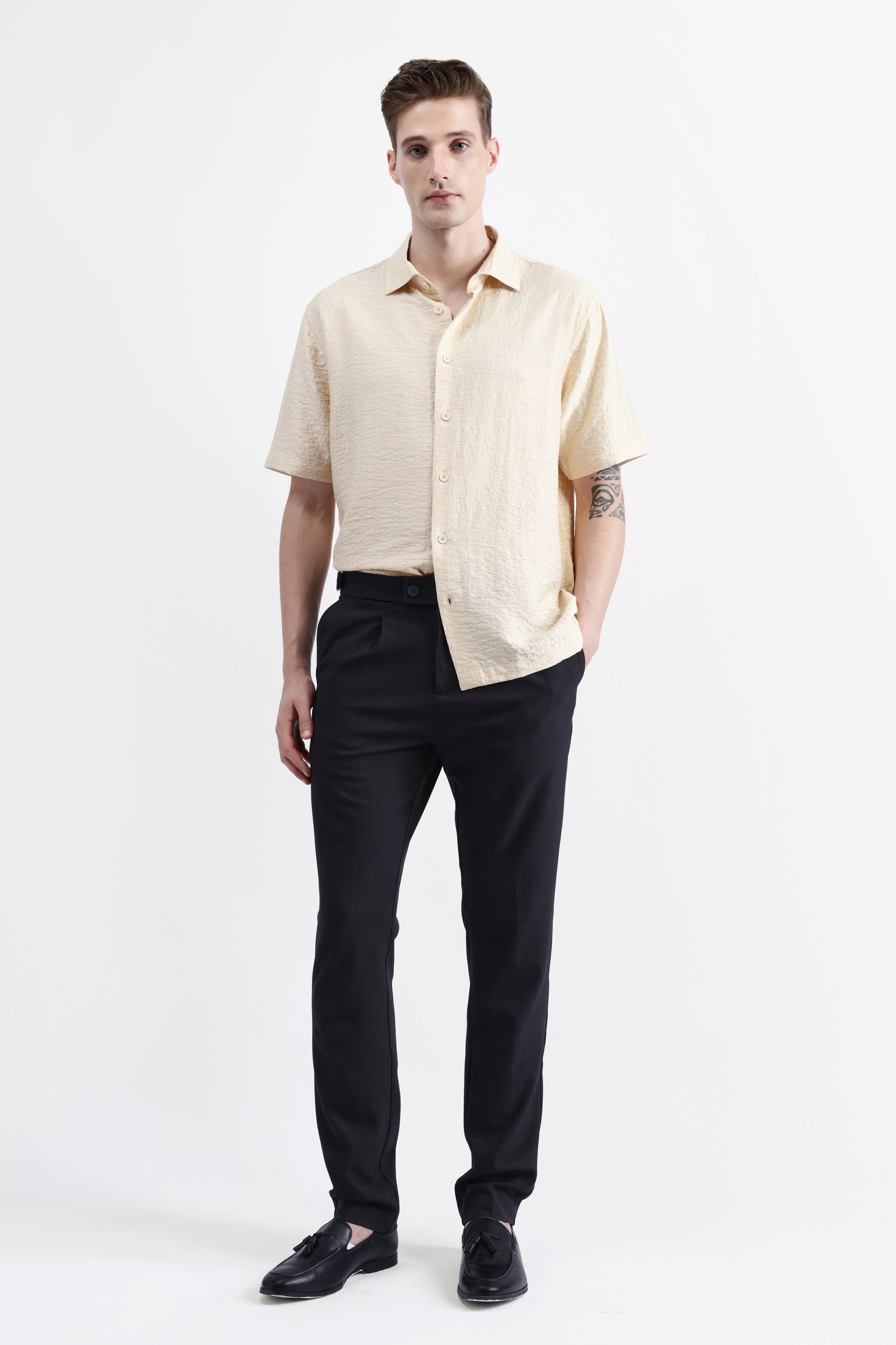 HALF SLEEVES TEXURED SHIRT