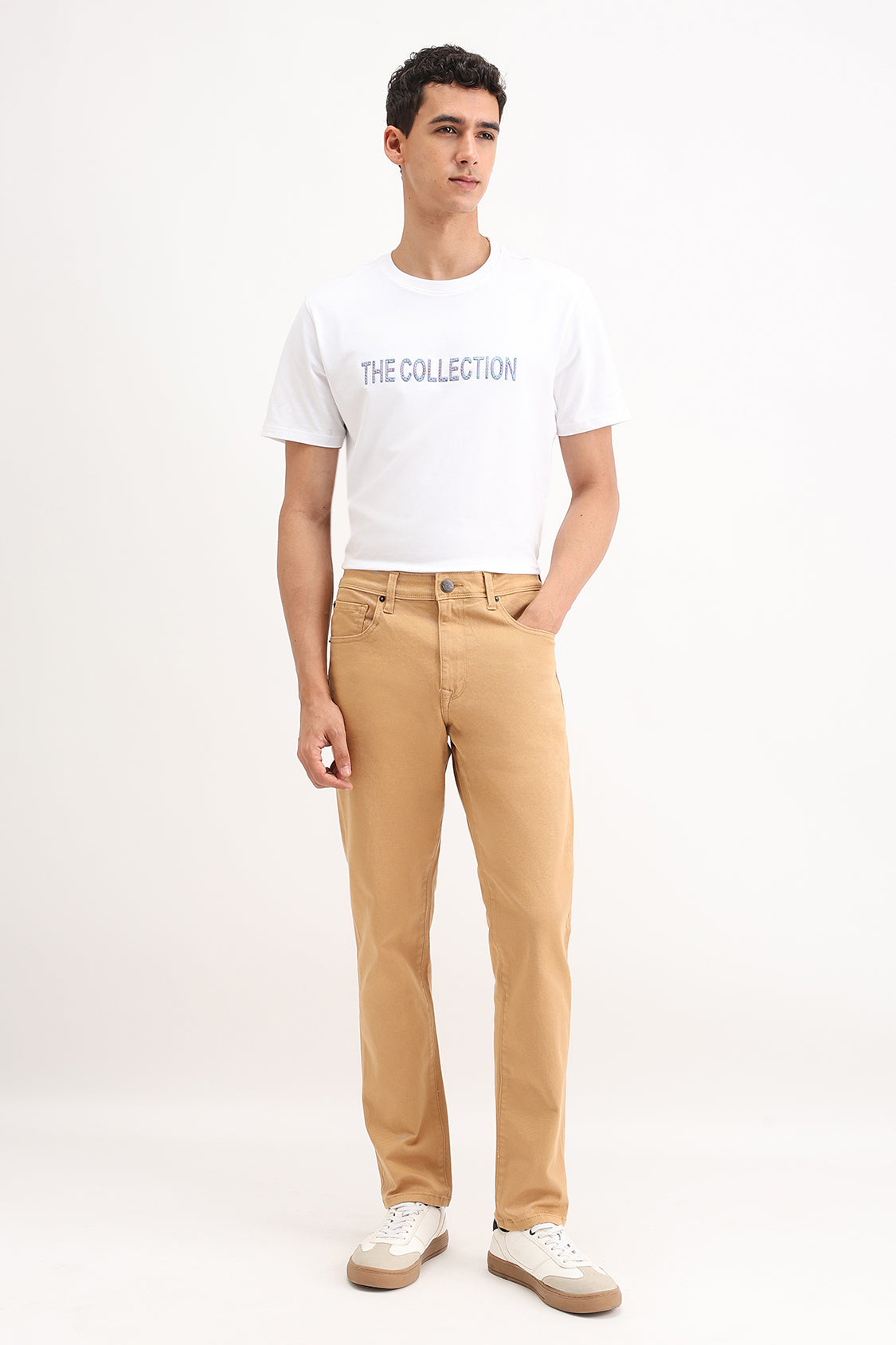 REGULAR FIT COLORED JEANS