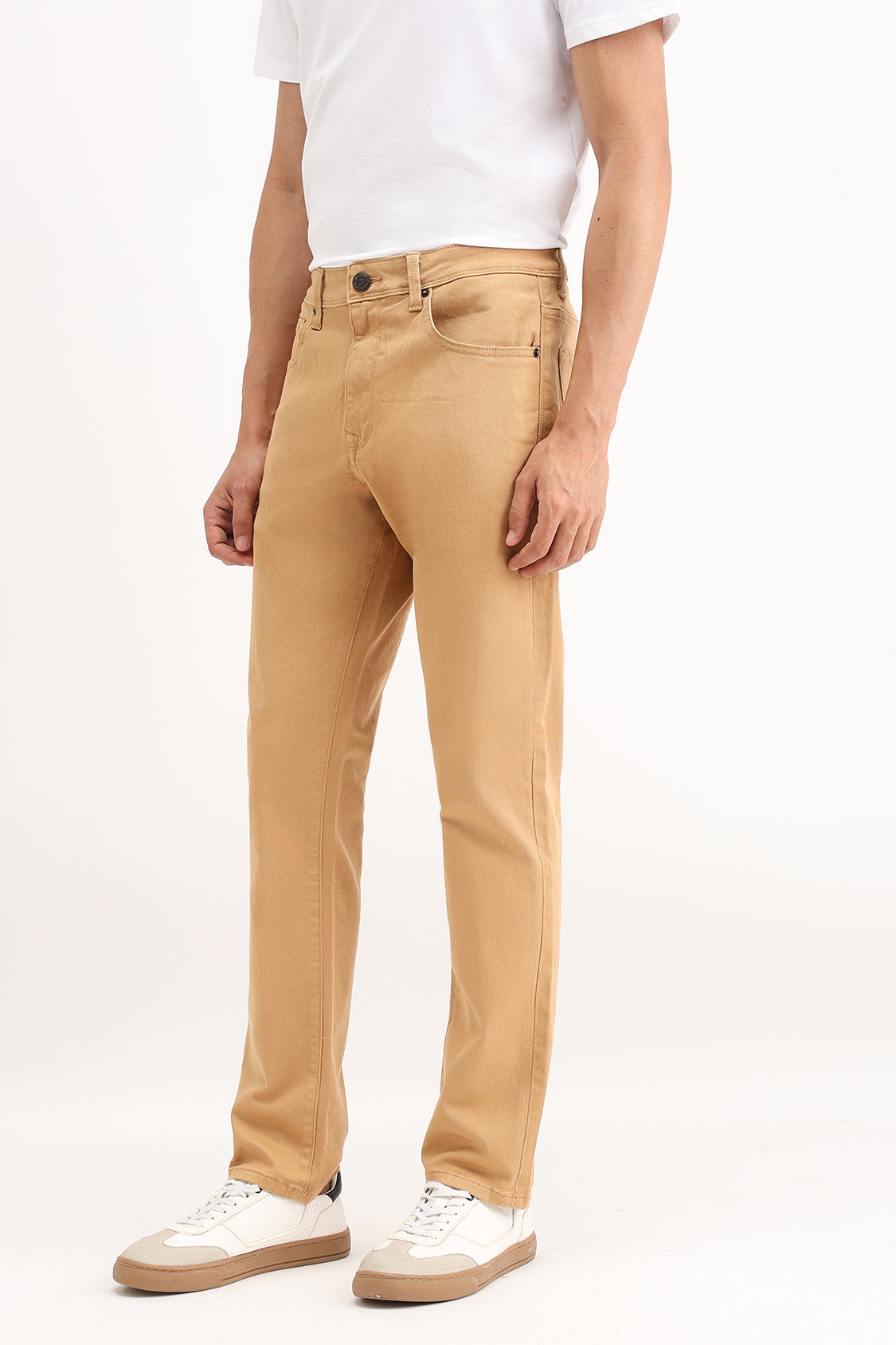 REGULAR FIT COLORED JEANS