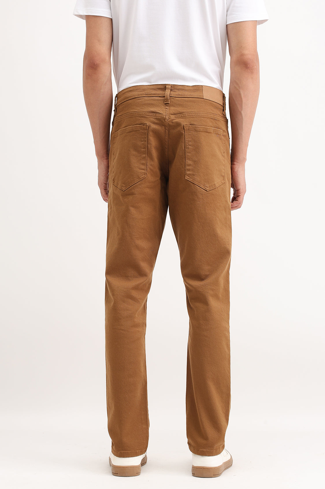 REGULAR FIT COLORED JEANS