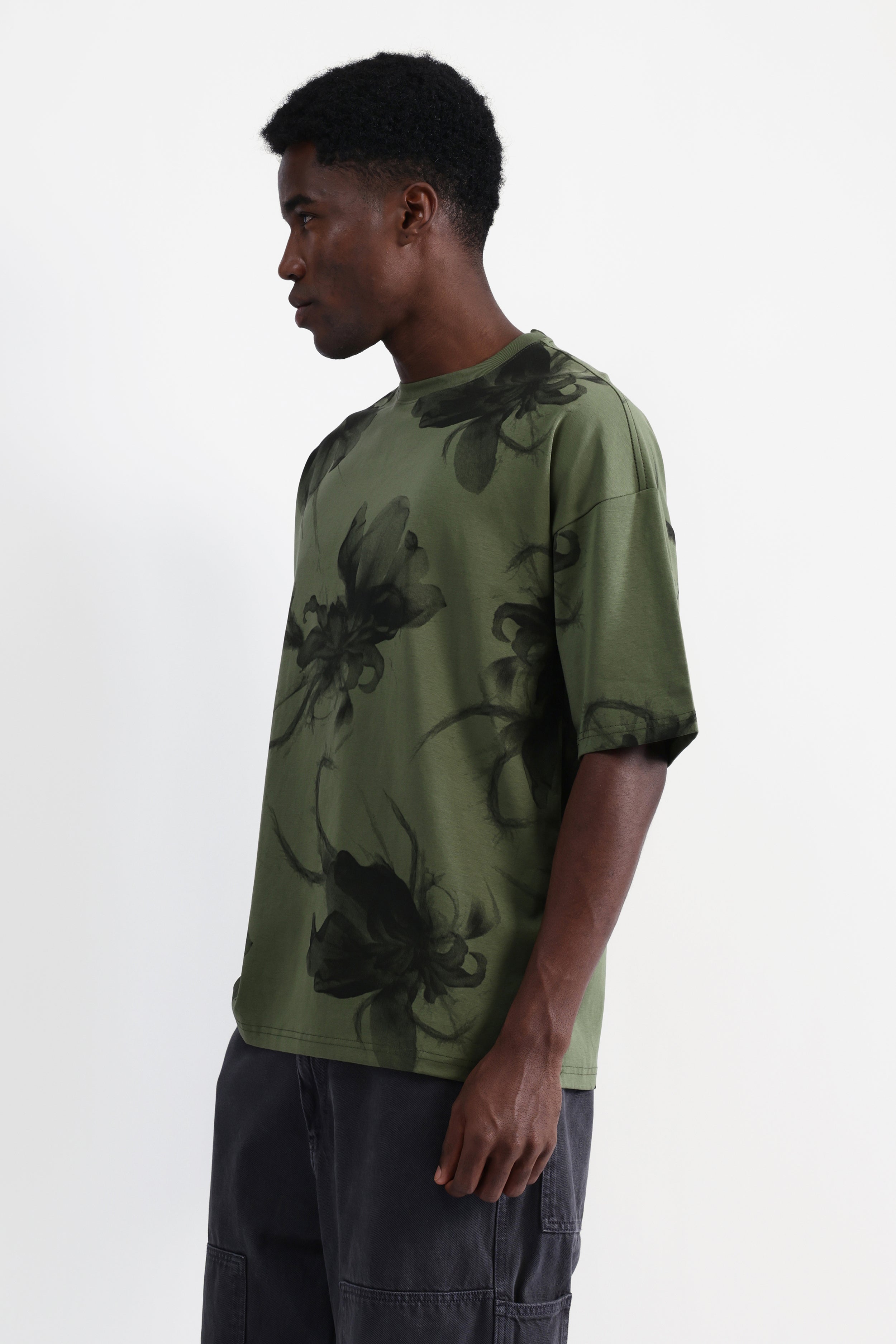 ALLOVER FLORAL PRINT OVERSIZED T-SHIRT