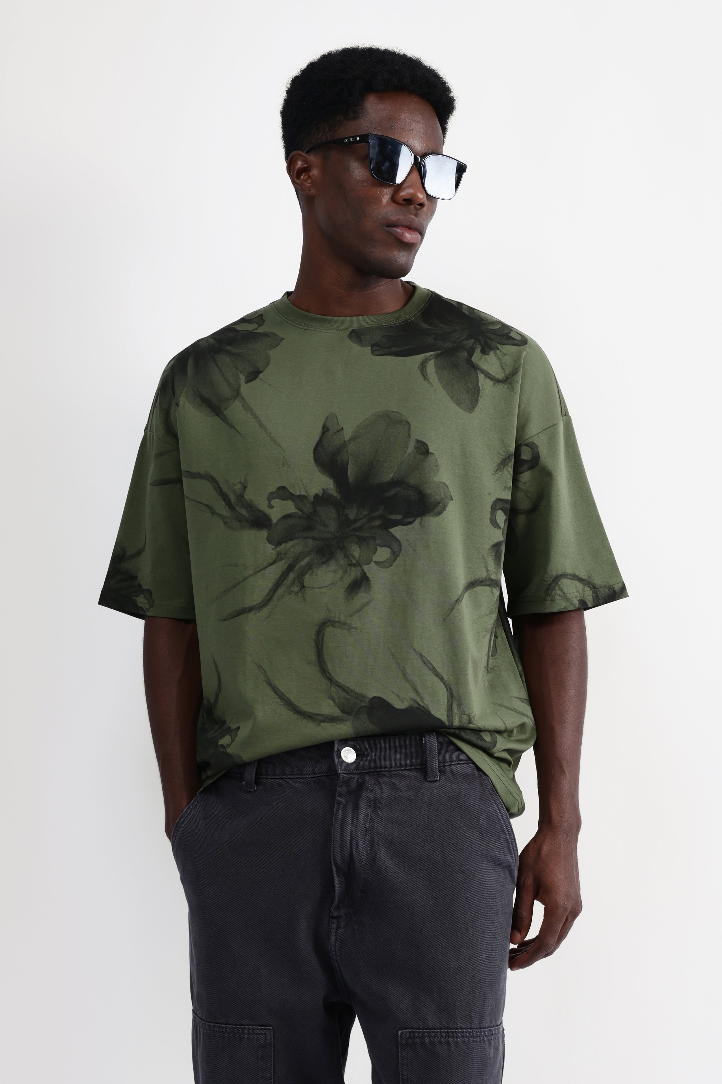 ALLOVER FLORAL PRINT OVERSIZED T-SHIRT