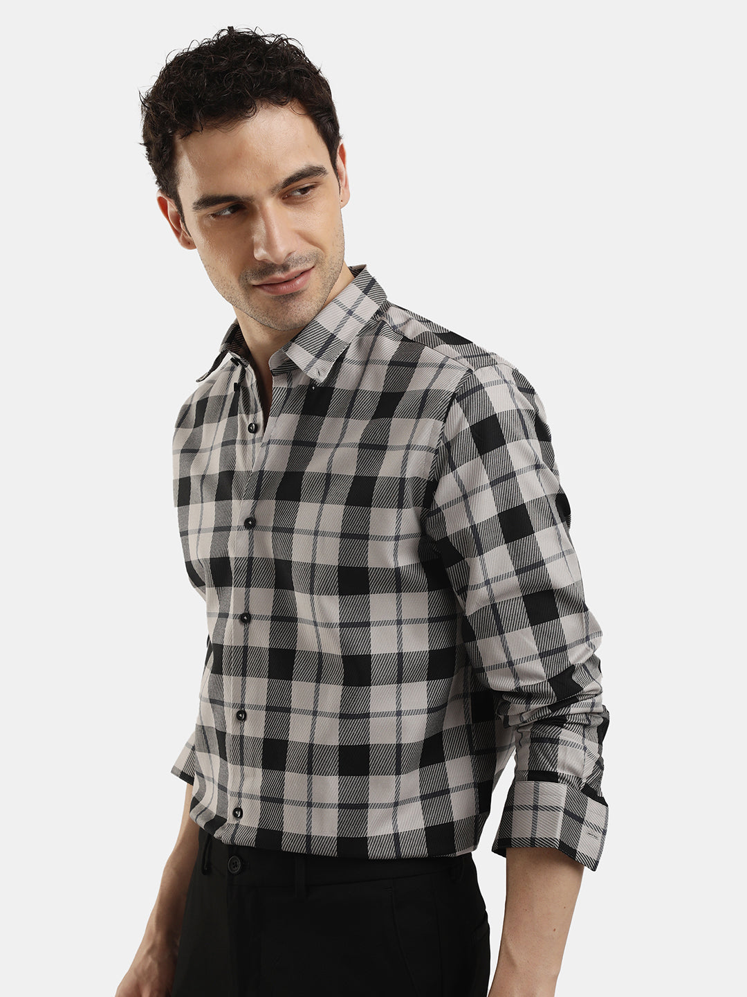 FULL SLEEVES CHECKED SHIRT