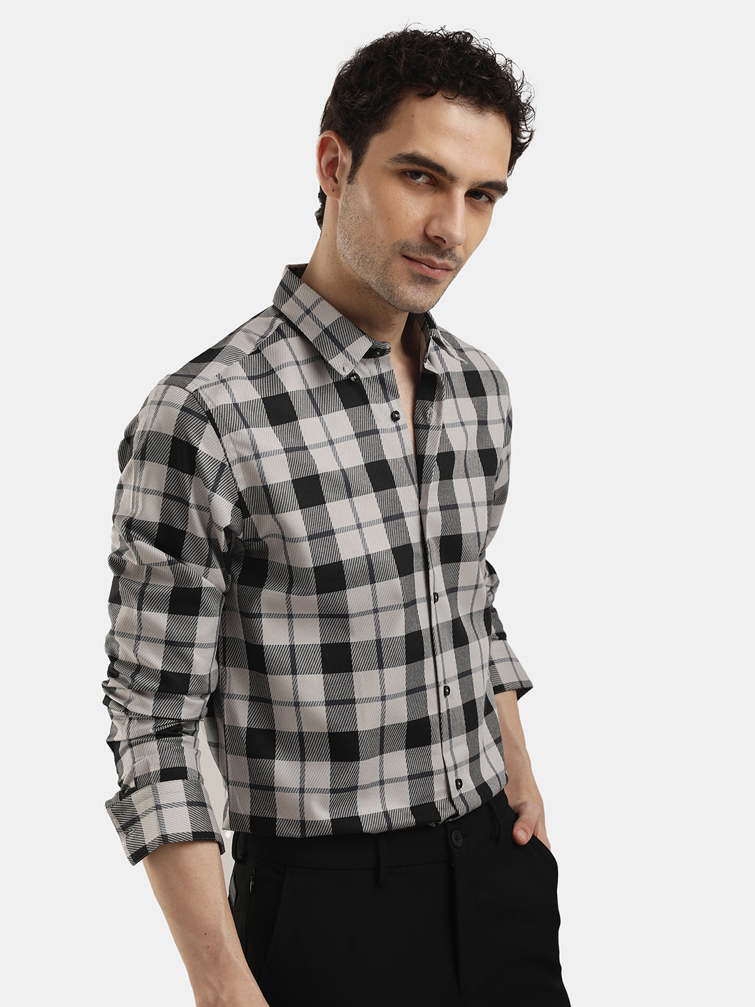 FULL SLEEVES CHECKED SHIRT