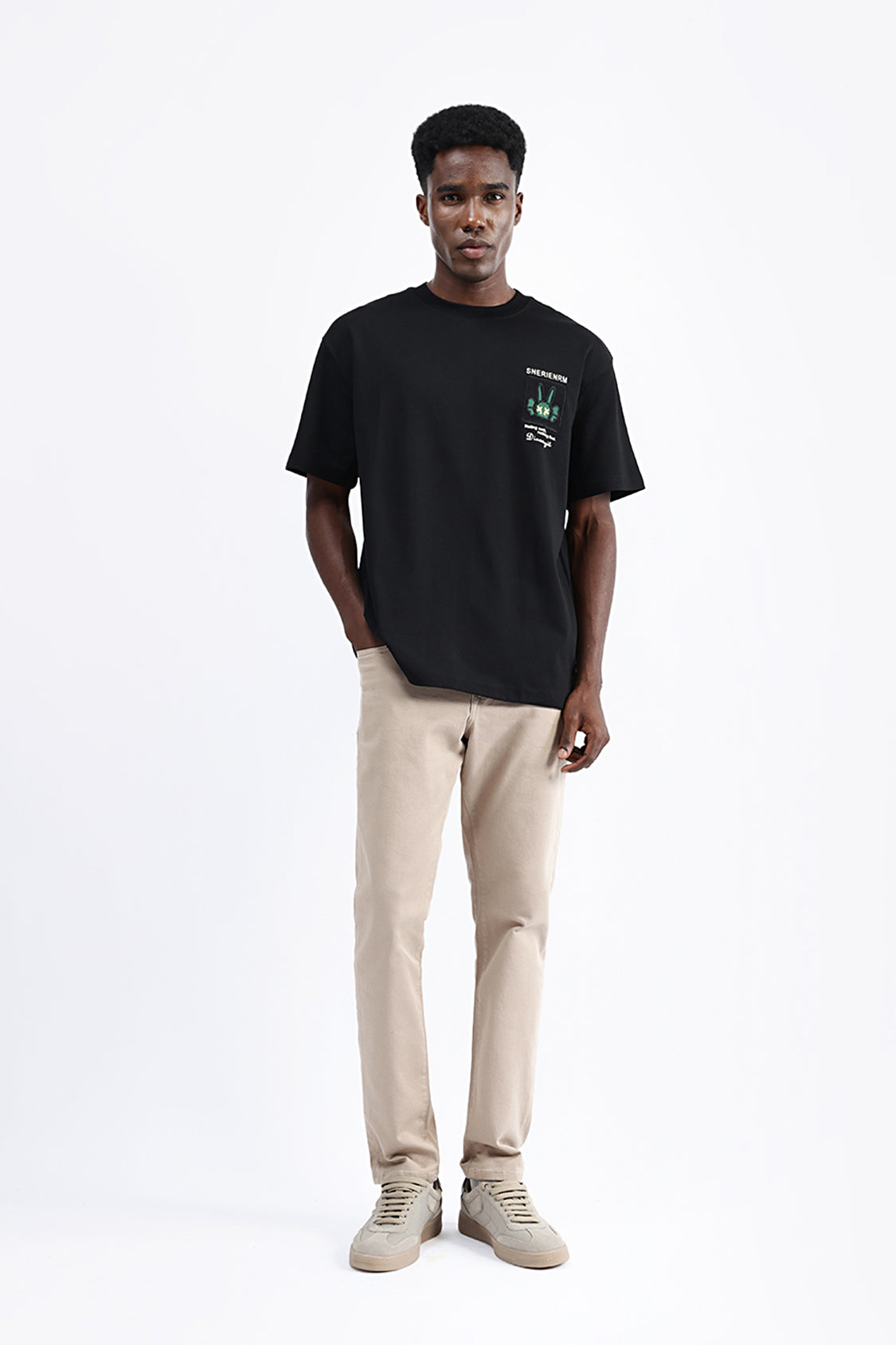 PATCH EMBROIDERED OVERSIZE TEE