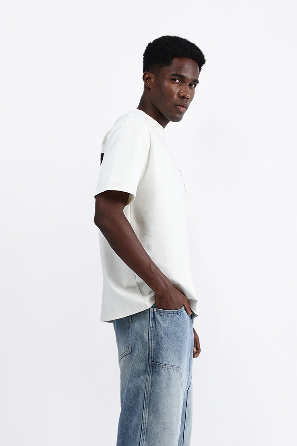 PATCH EMBROIDERED OVERSIZE TEE