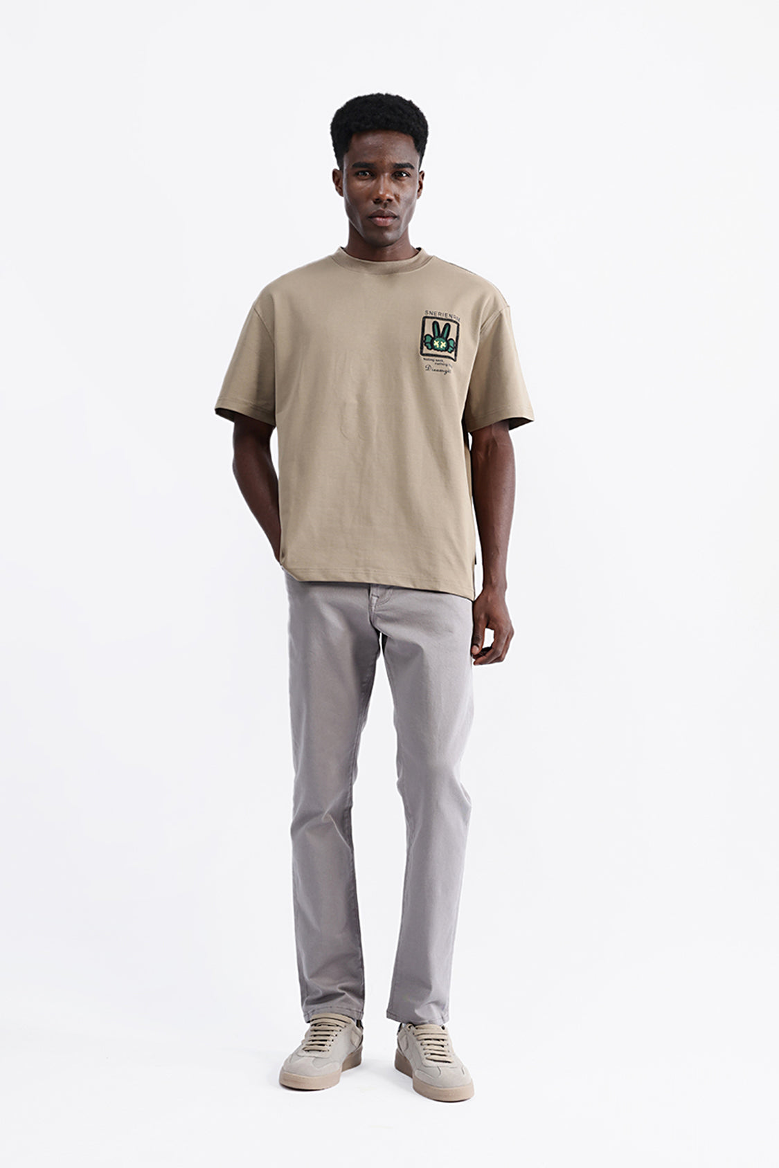 PATCH EMBROIDERED OVERSIZE TEE