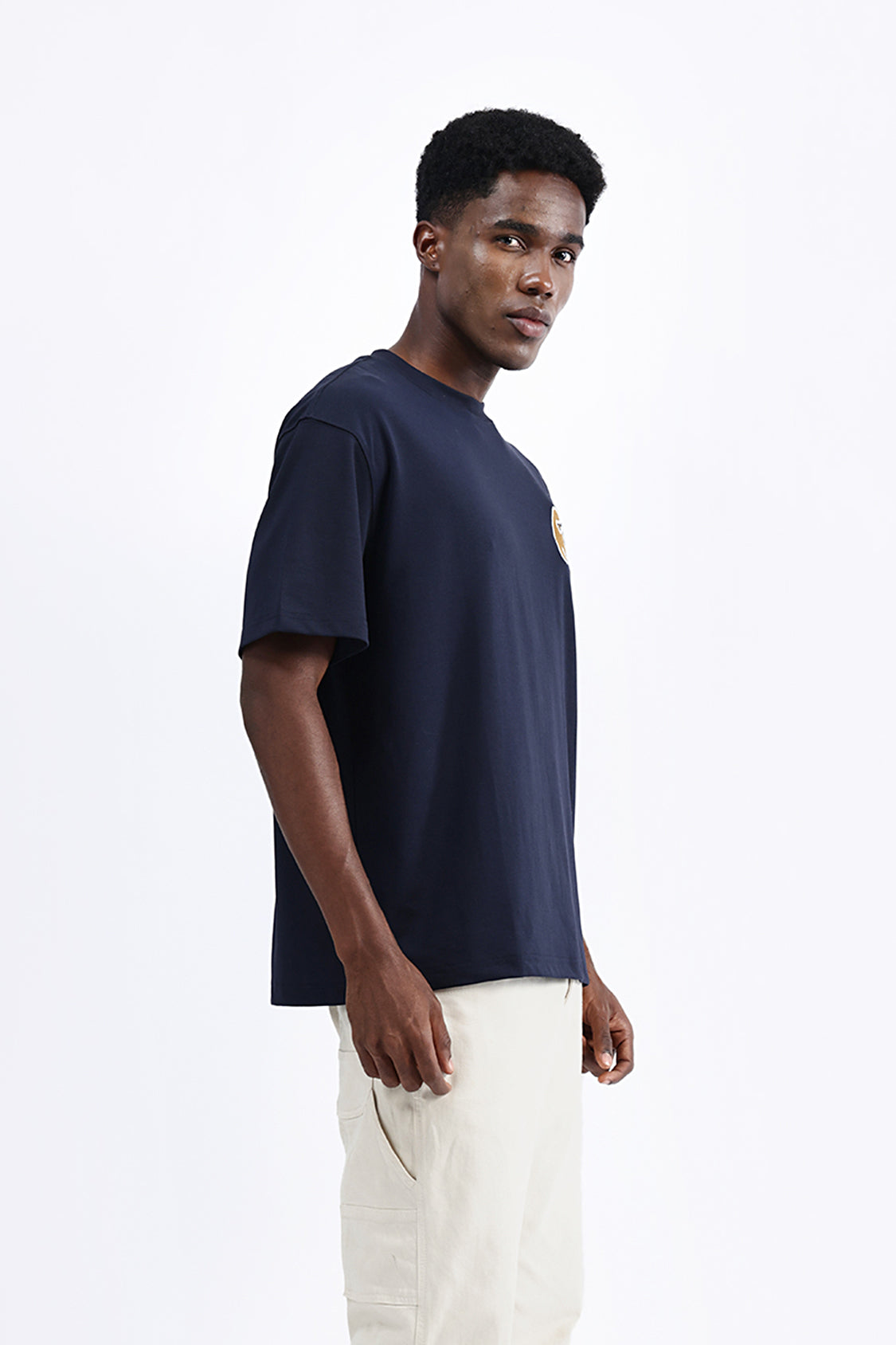 EMBROIDERED OVERSIZED TEE