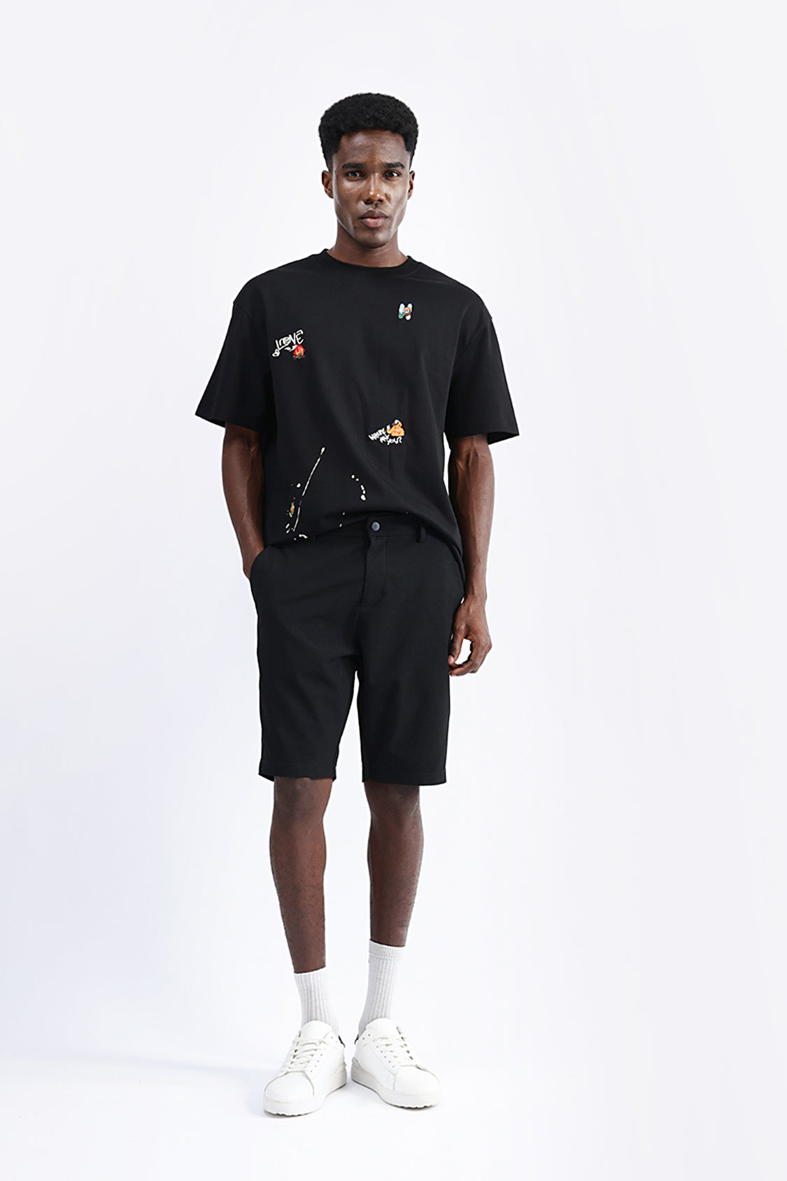 GRAPHIC PRINT OVERSIZED TEE