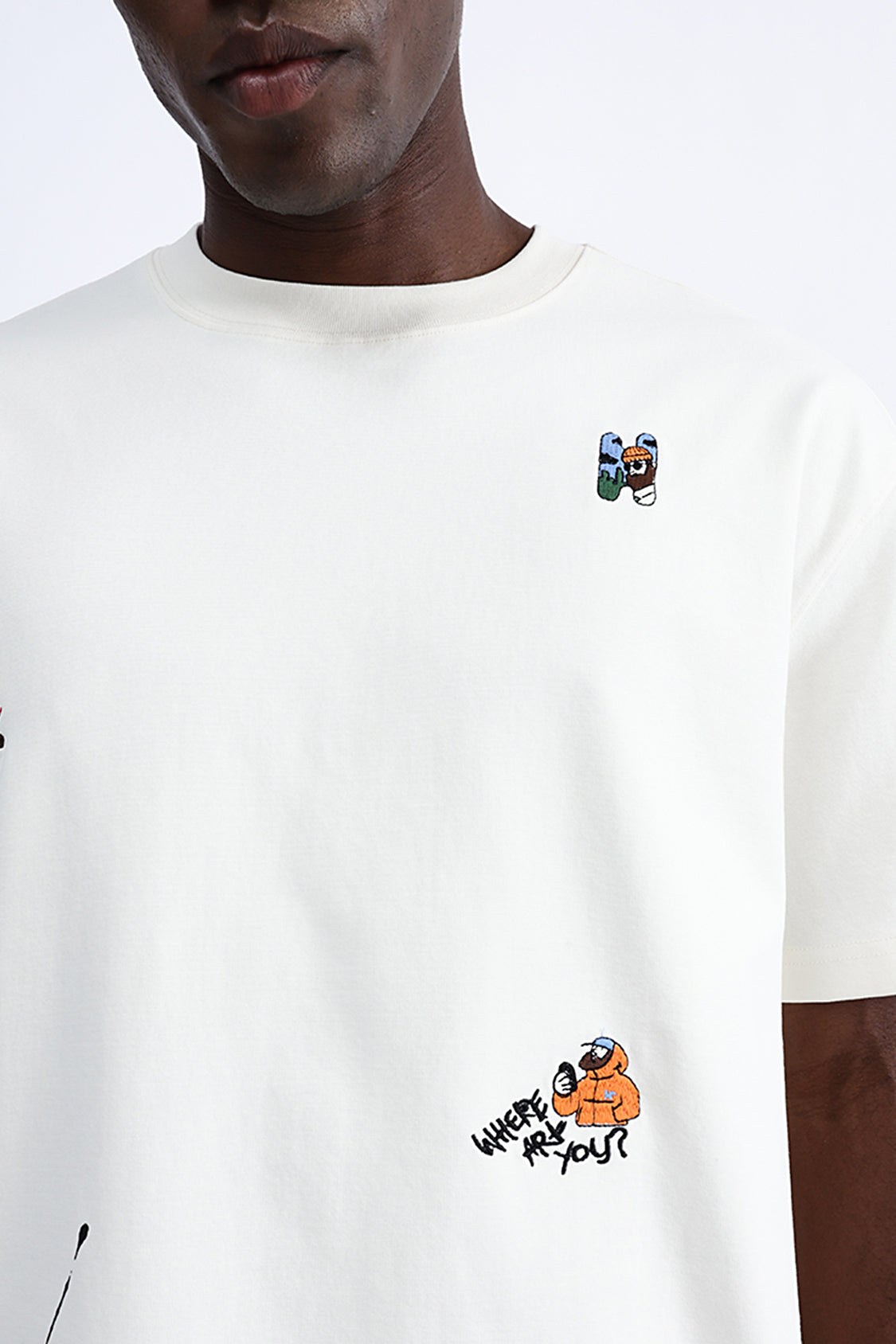 GRAPHIC PRINT OVERSIZED TEE