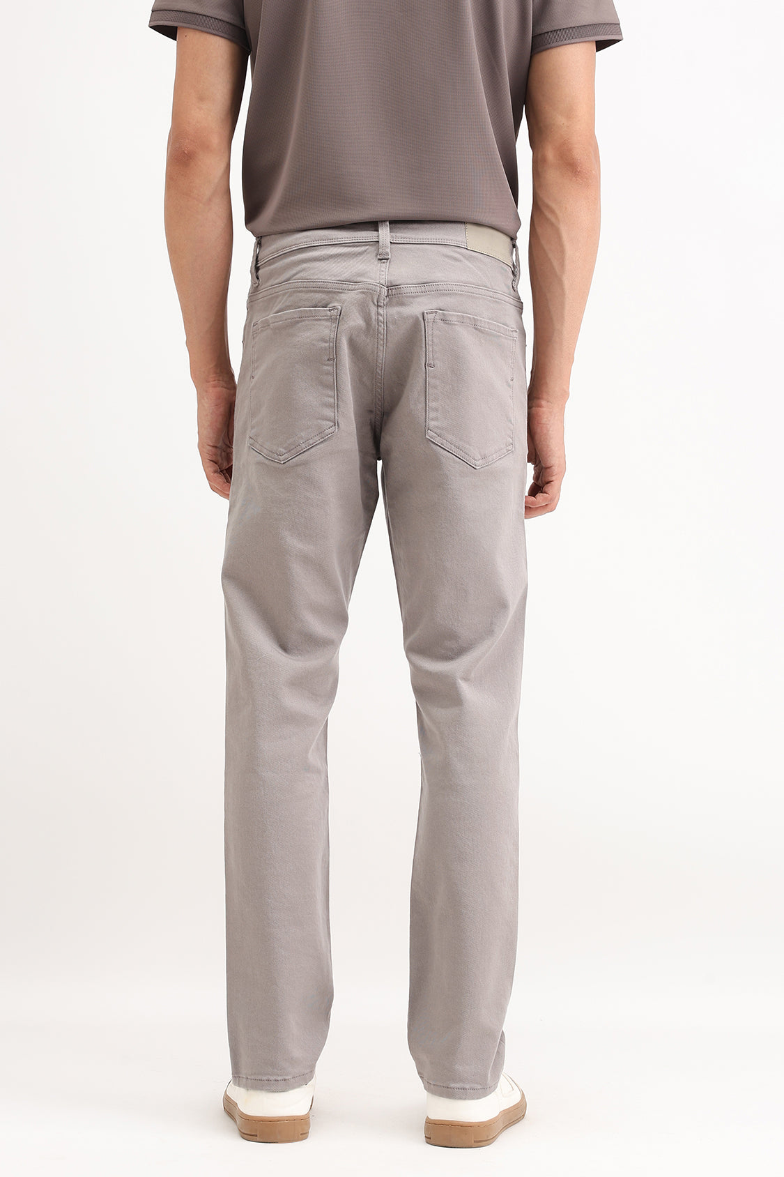 REGULAR FIT COLORED JEANS