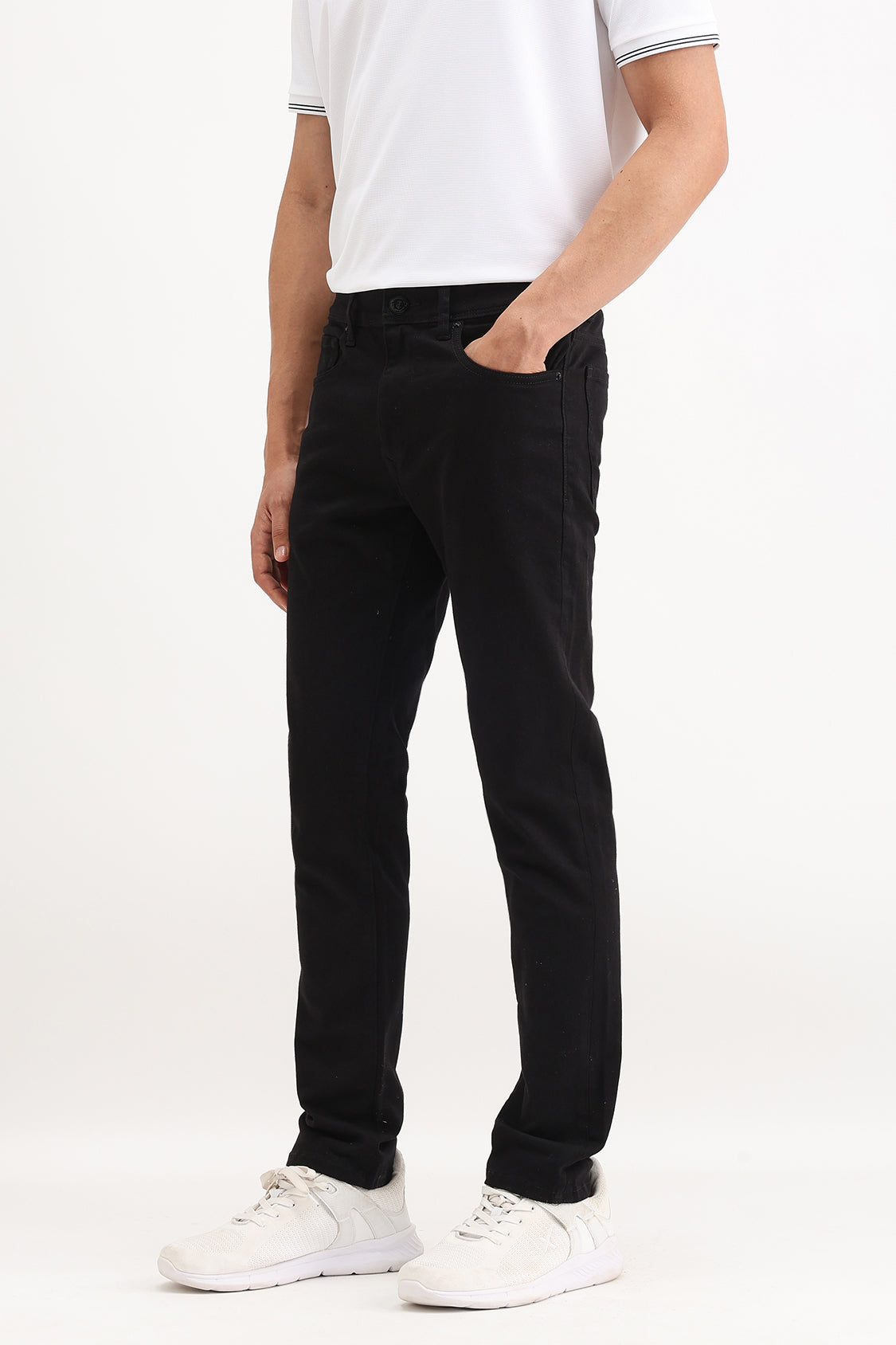 SLIM FIT PLAIN BLACK JEANS