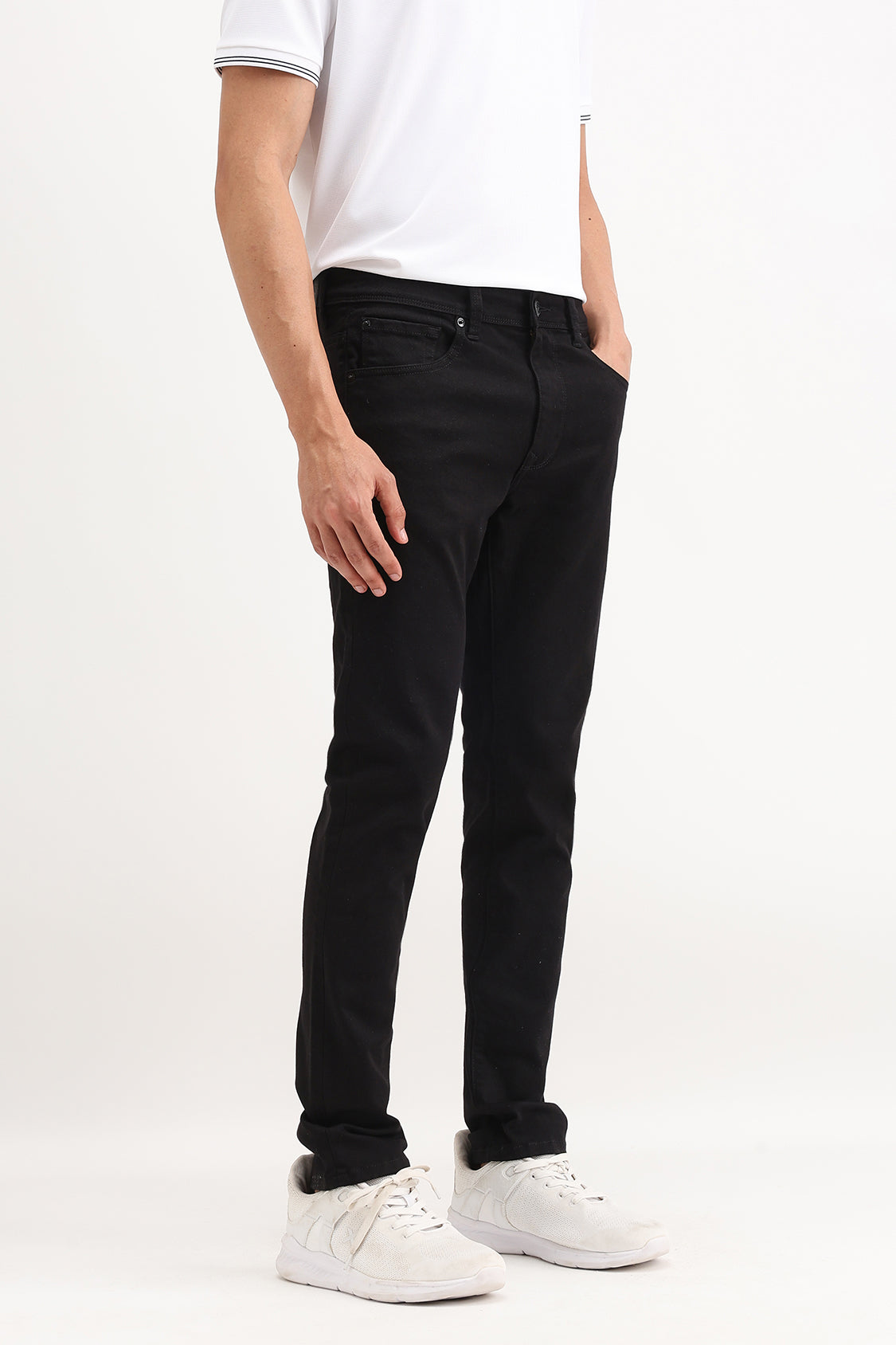 SLIM FIT PLAIN BLACK JEANS