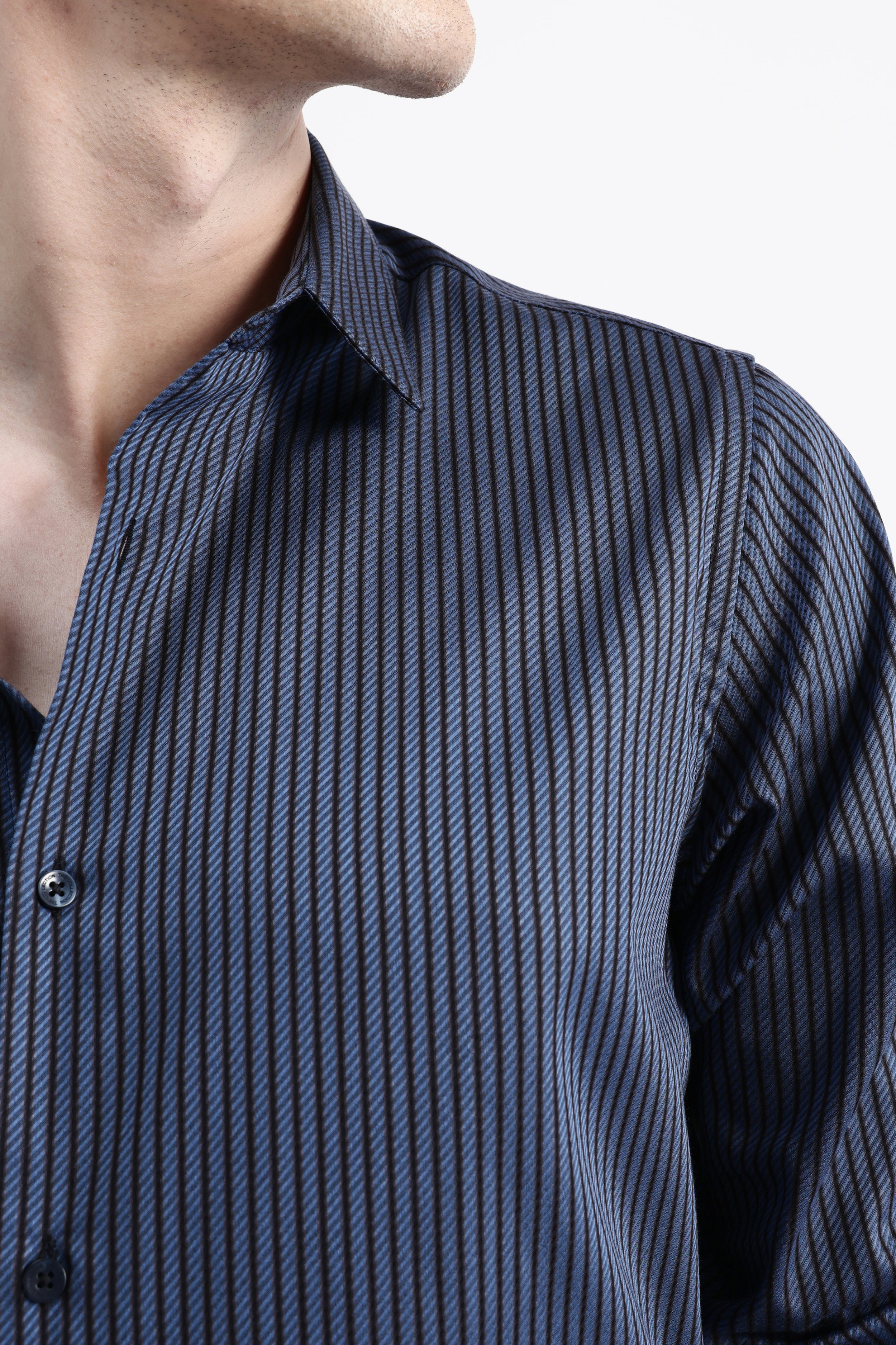 FULL SLEEVES STRIPED SHIRT