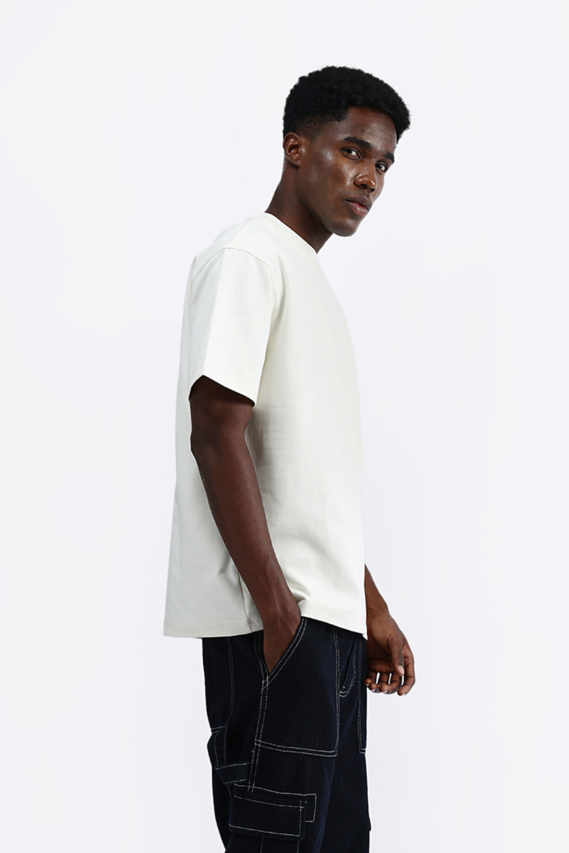 PATCH EMBROIDERED OVERSIZED TEE