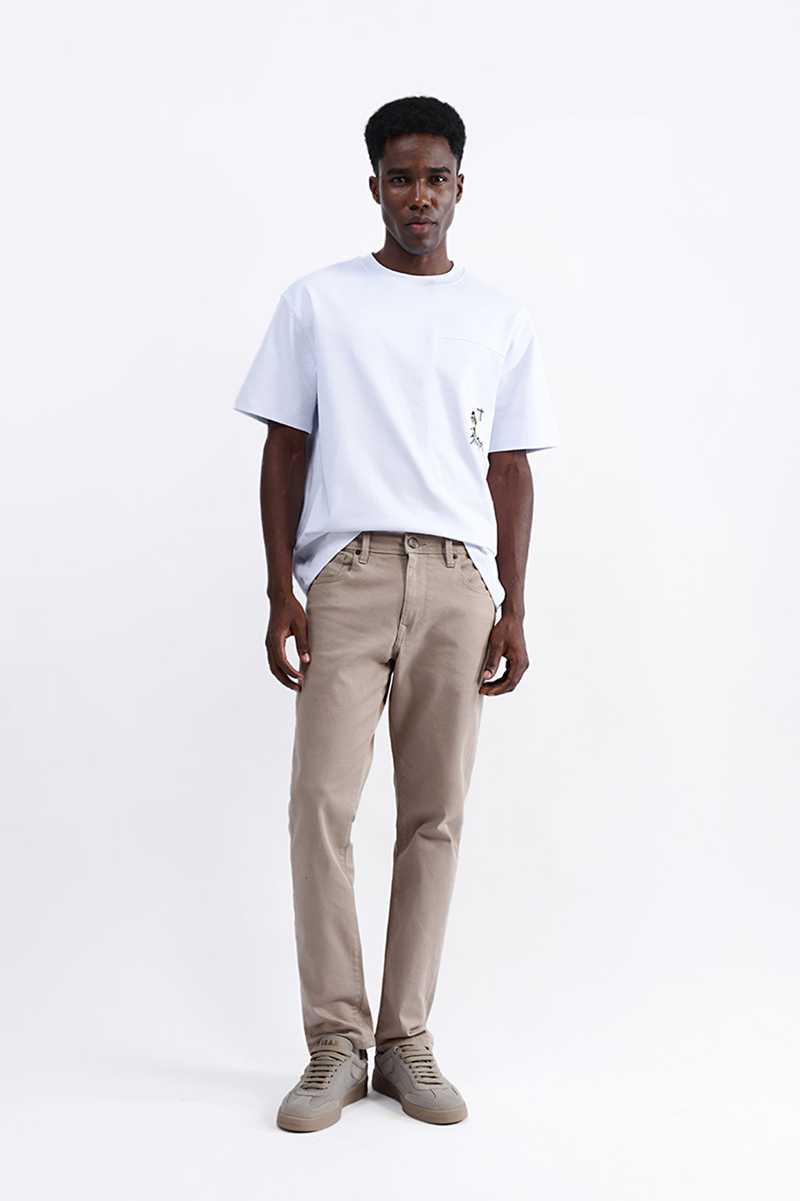 PATCH EMBROIDERED OVERSIZED TEE