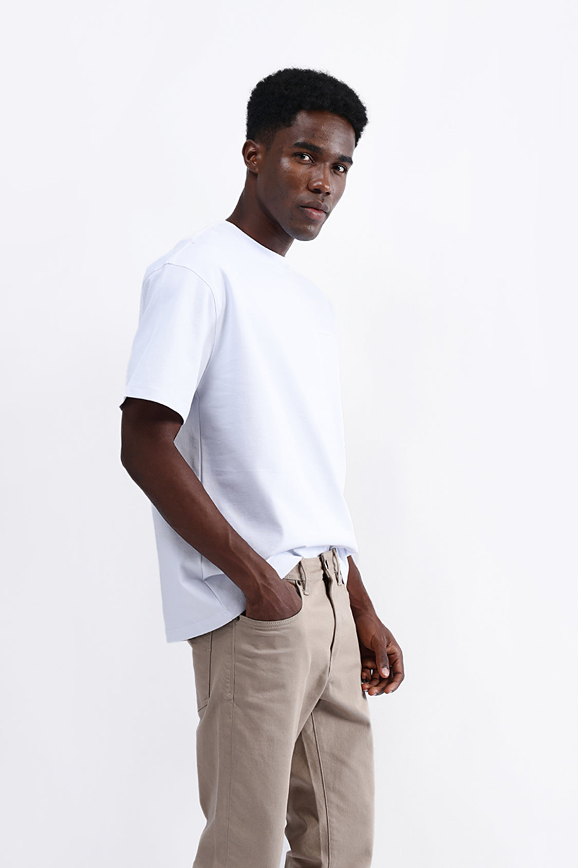 PATCH EMBROIDERED OVERSIZED TEE