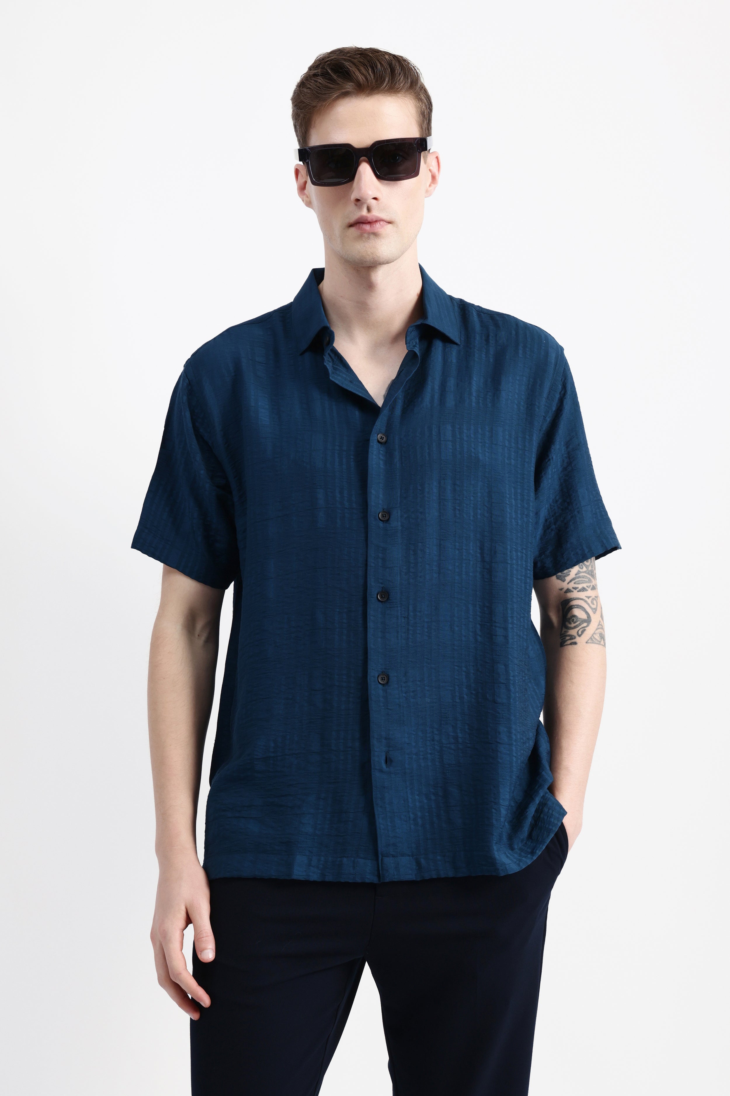 HALF SLEEVES TEXURED SHIRT