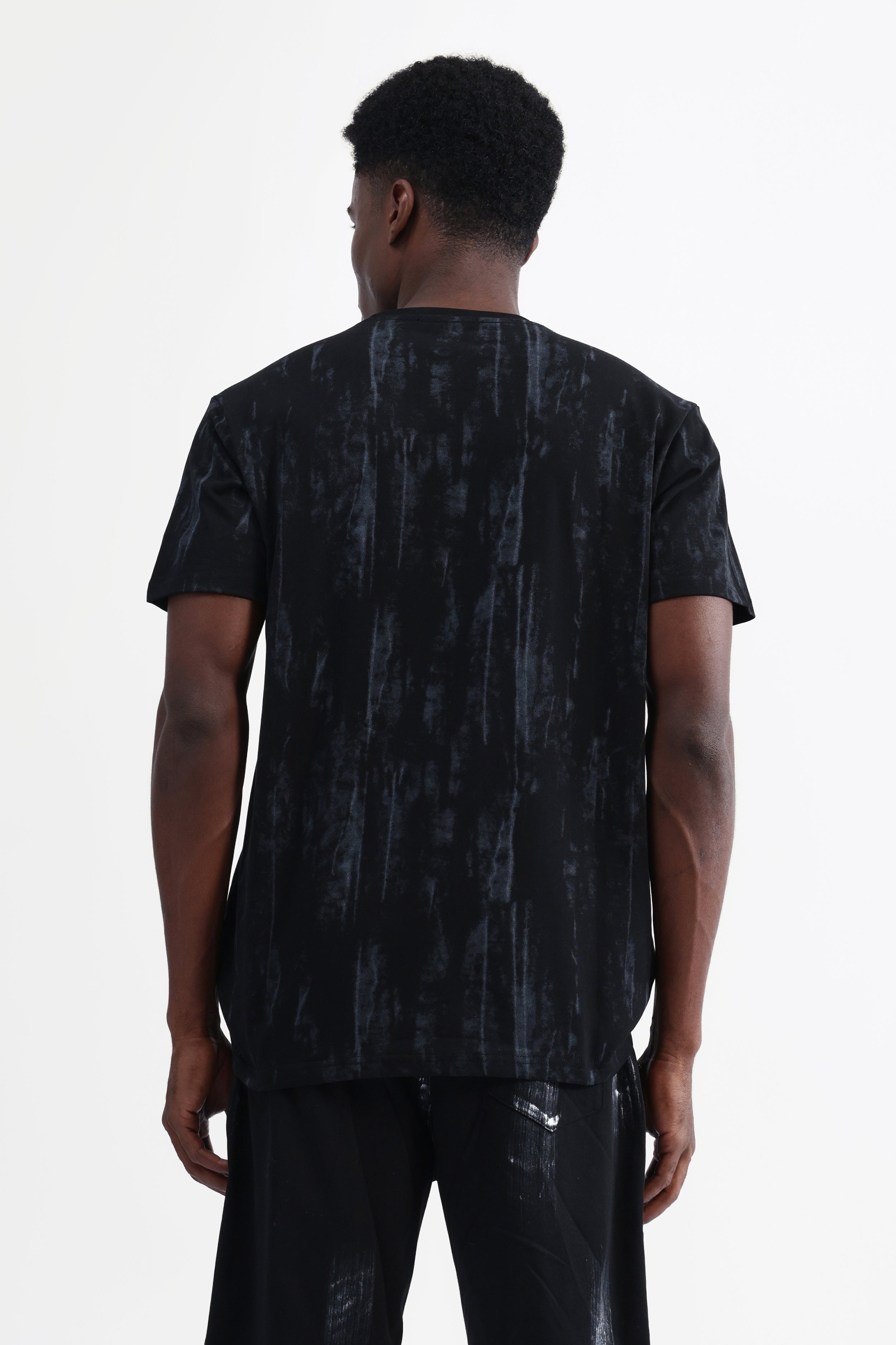 EMBROIDERED OVERSIZED T-SHIRT