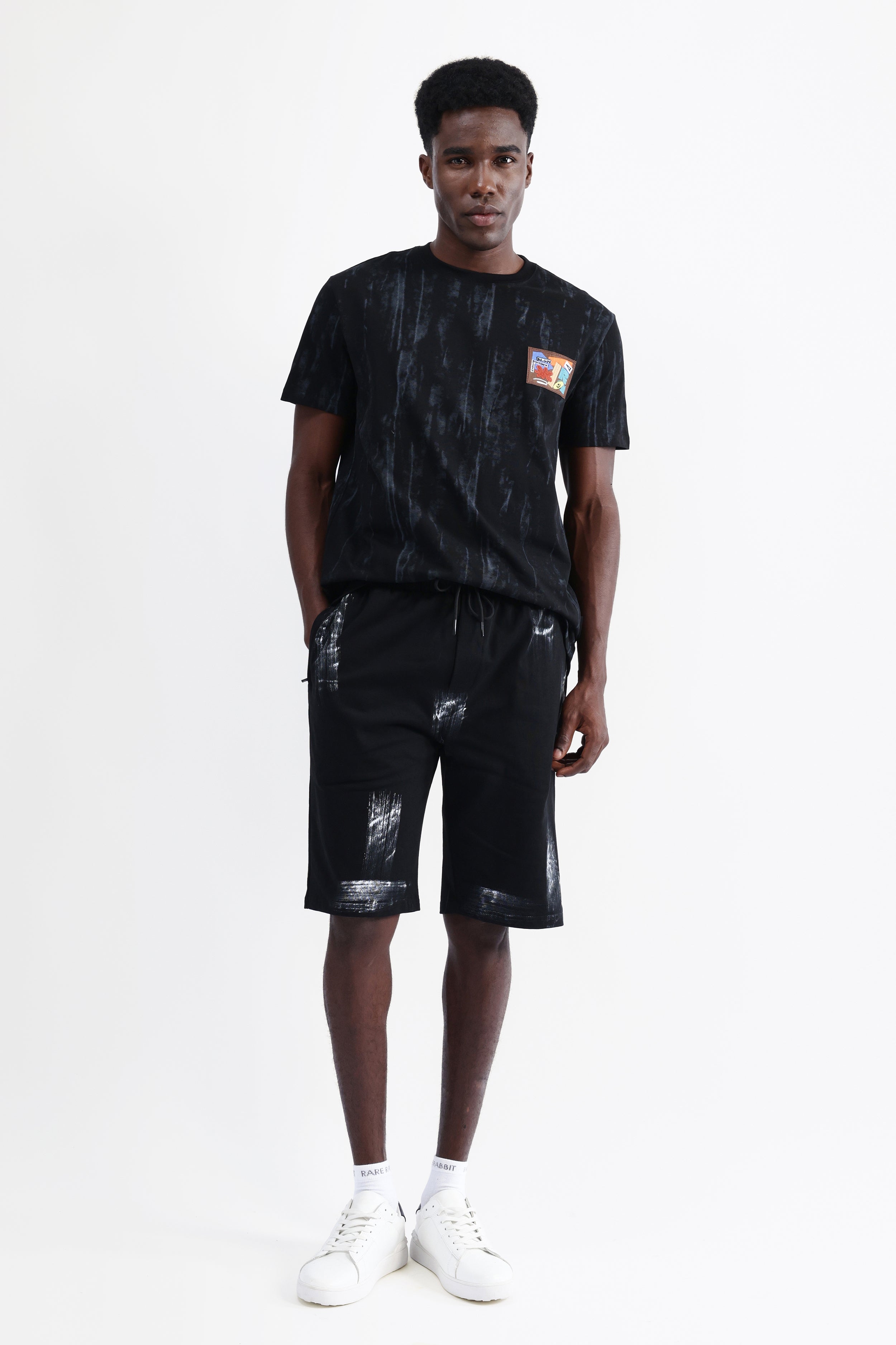 EMBROIDERED OVERSIZED T-SHIRT