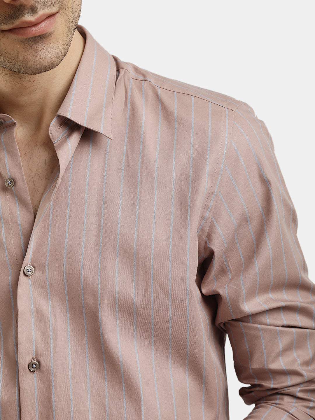 FULL SLEEVES VERTICAL STRIPED SHIRT