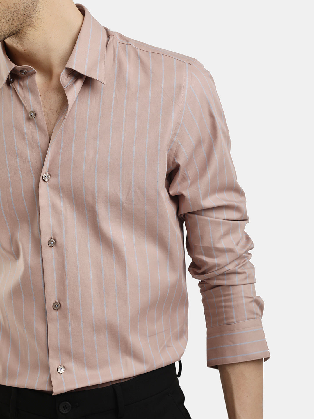 FULL SLEEVES VERTICAL STRIPED SHIRT