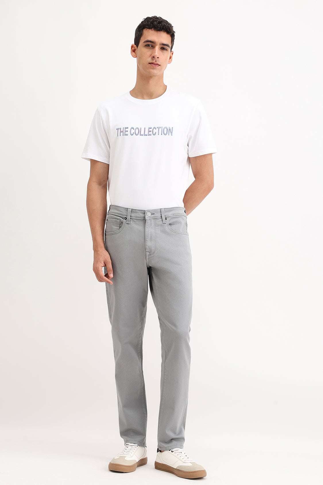 REGULAR FIT COLORED JEANS
