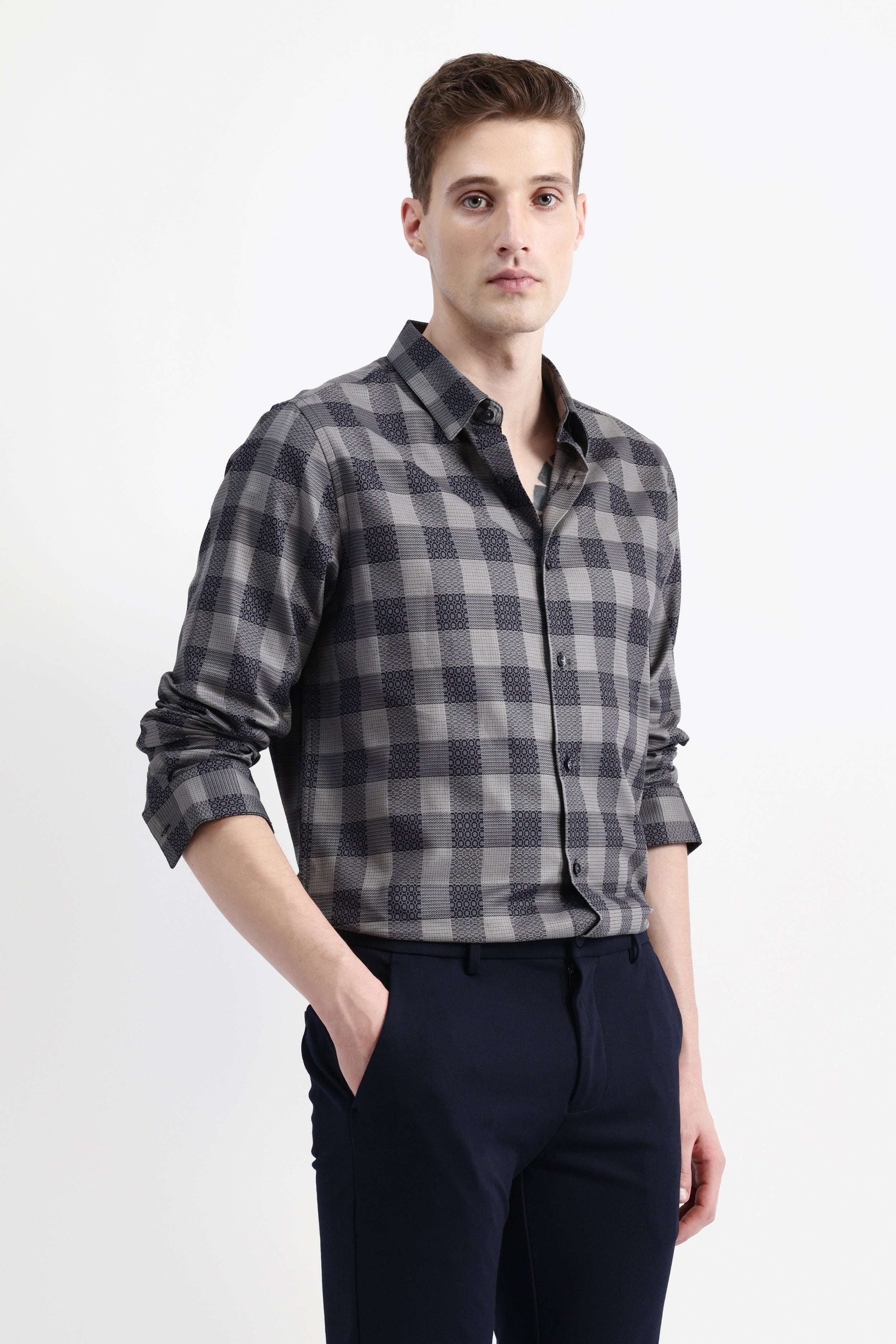 FULL SLEEVES CHECKED SHIRT