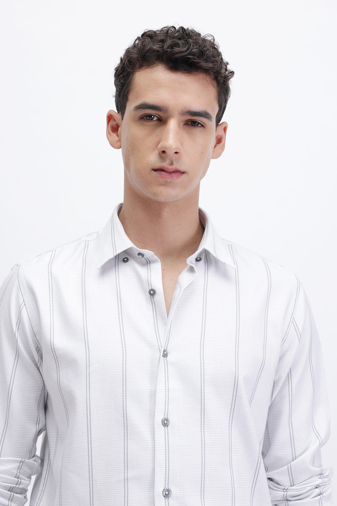 VERTICAL STRIPED SHIRT