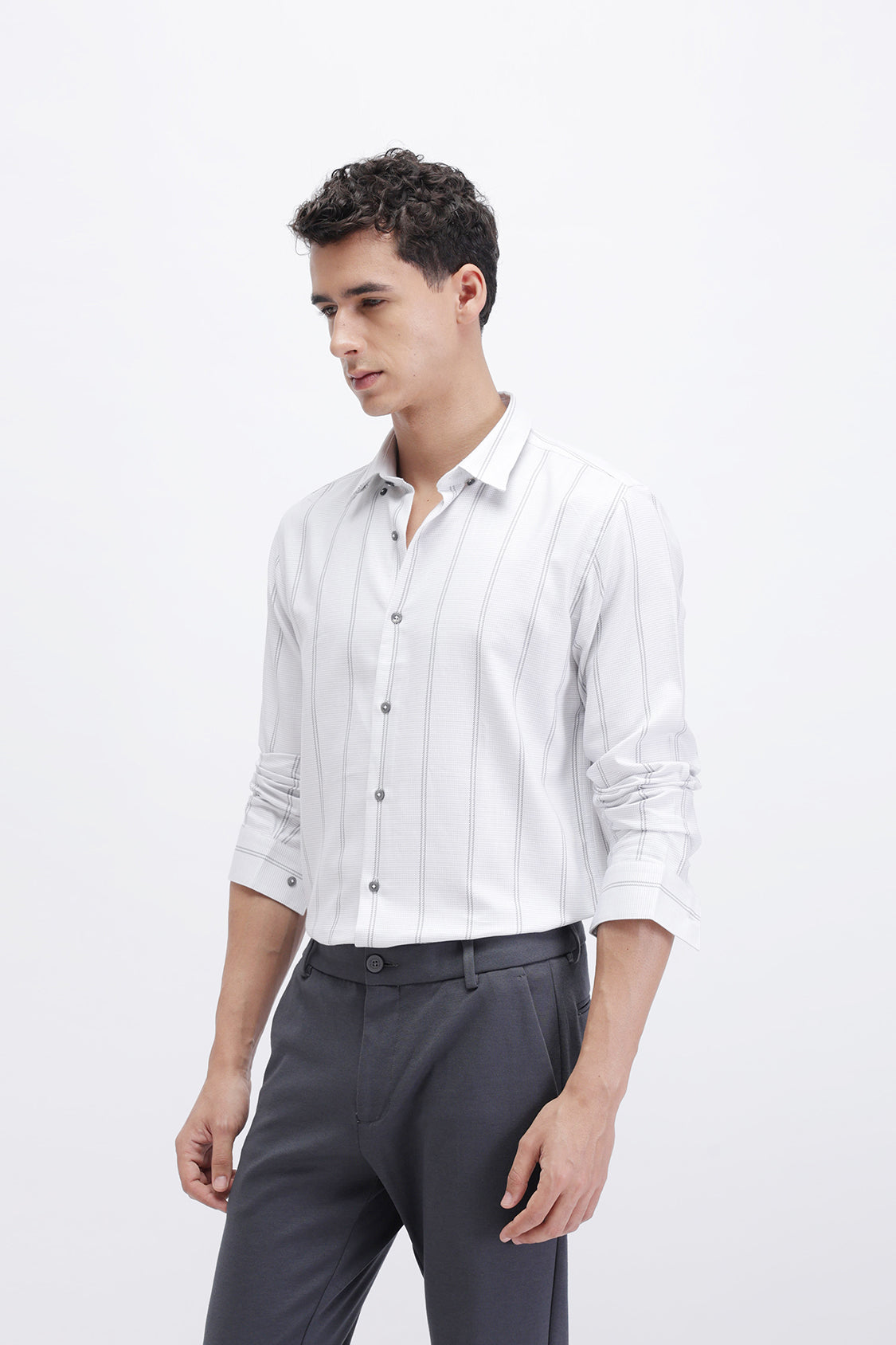 VERTICAL STRIPED SHIRT