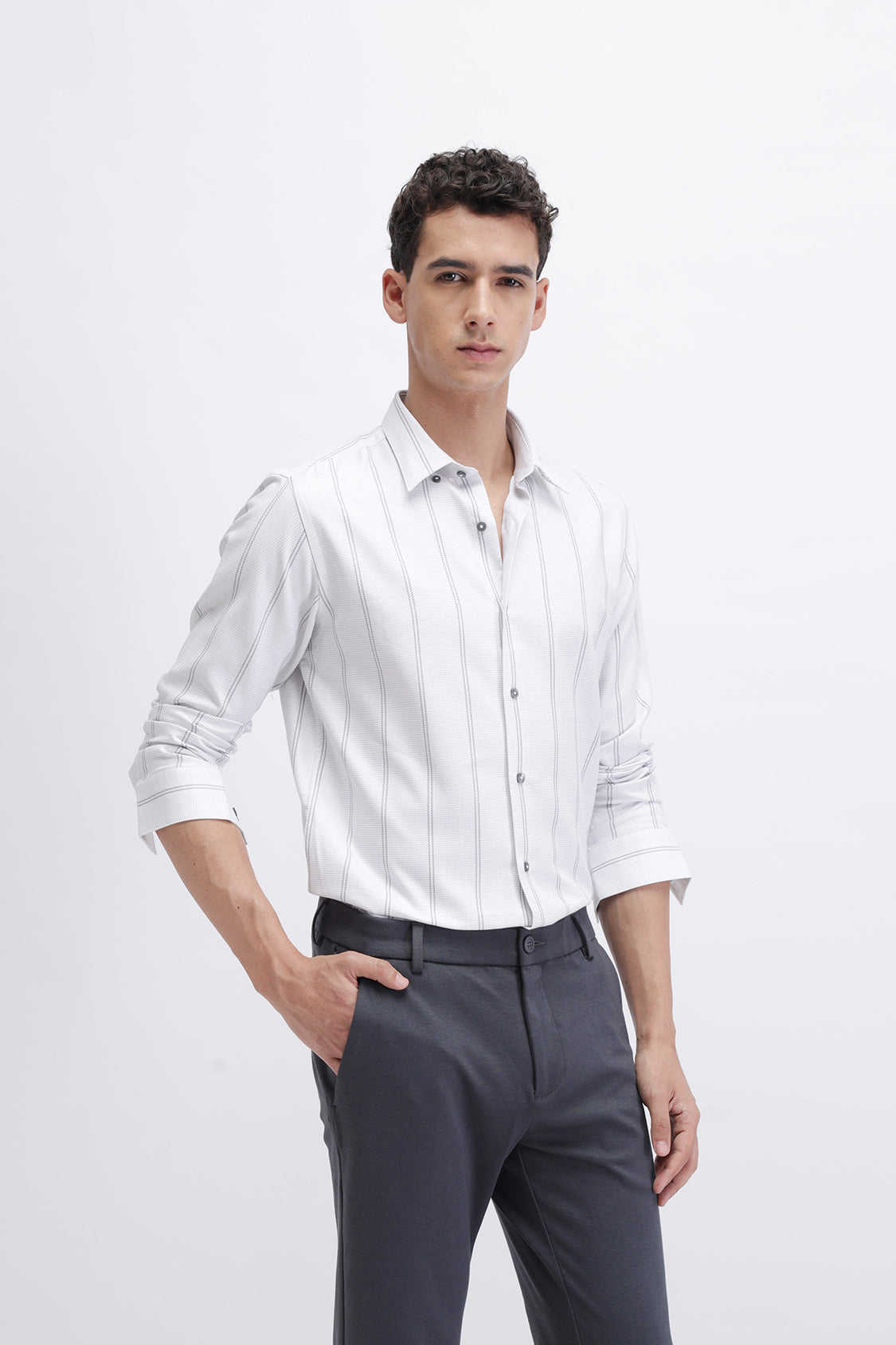 VERTICAL STRIPED SHIRT