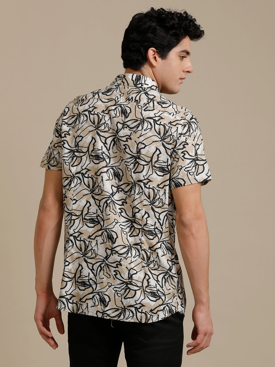 Floral Sand Print Short Sleeve Shirt