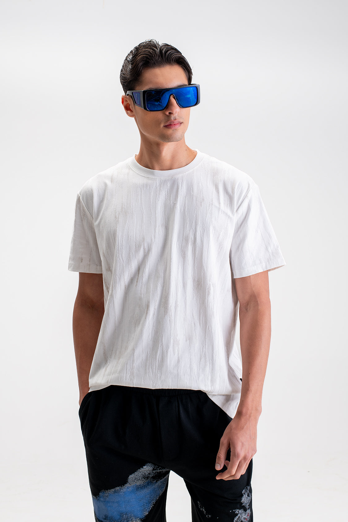 OVERSIZED TEXTURED T-SHIRT