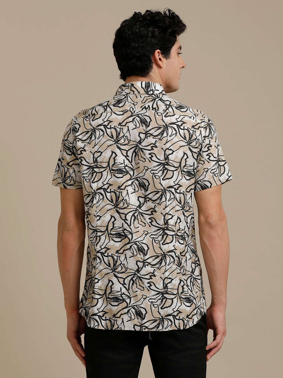 Floral Sand Print Short Sleeve Shirt