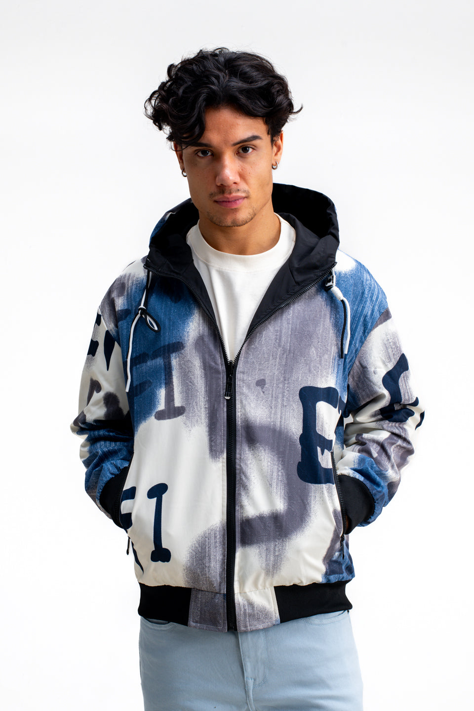 REVERSIBLE ABSTRACT PRINTED JACKET