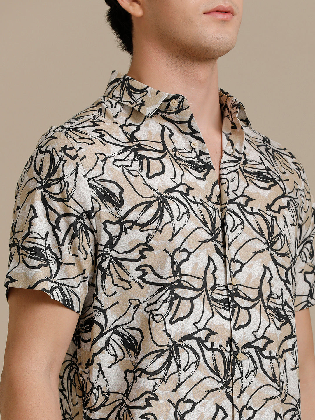 Floral Sand Print Short Sleeve Shirt