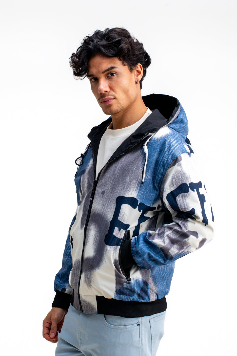 REVERSIBLE ABSTRACT PRINTED JACKET