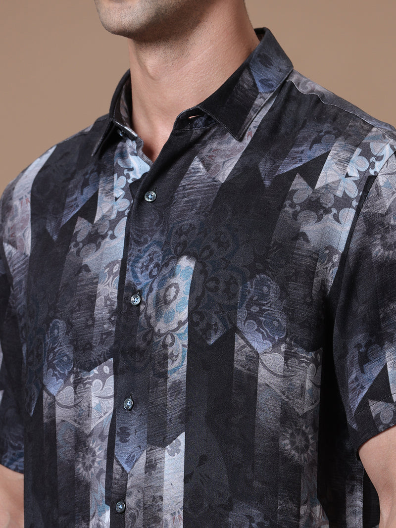 Printed Half Sleeve Pointed Collor Shirt