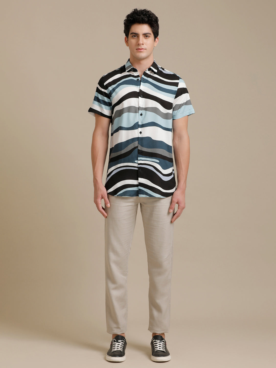 Black Waves Print Short Sleeve Shirt