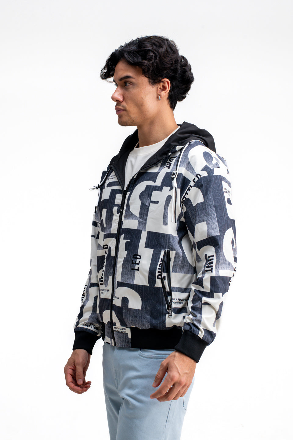 REVERSIBLE ABSTRACT PRINTED JACKET