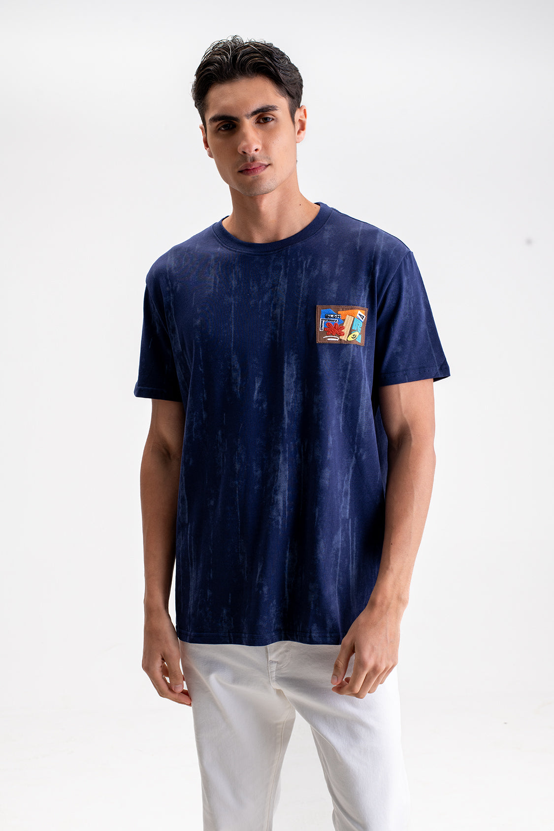 EMBROIDERED OVERSIZED T-SHIRT