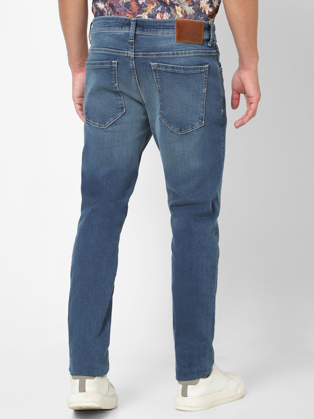 Men Slim Mid Rise Blue Jeans