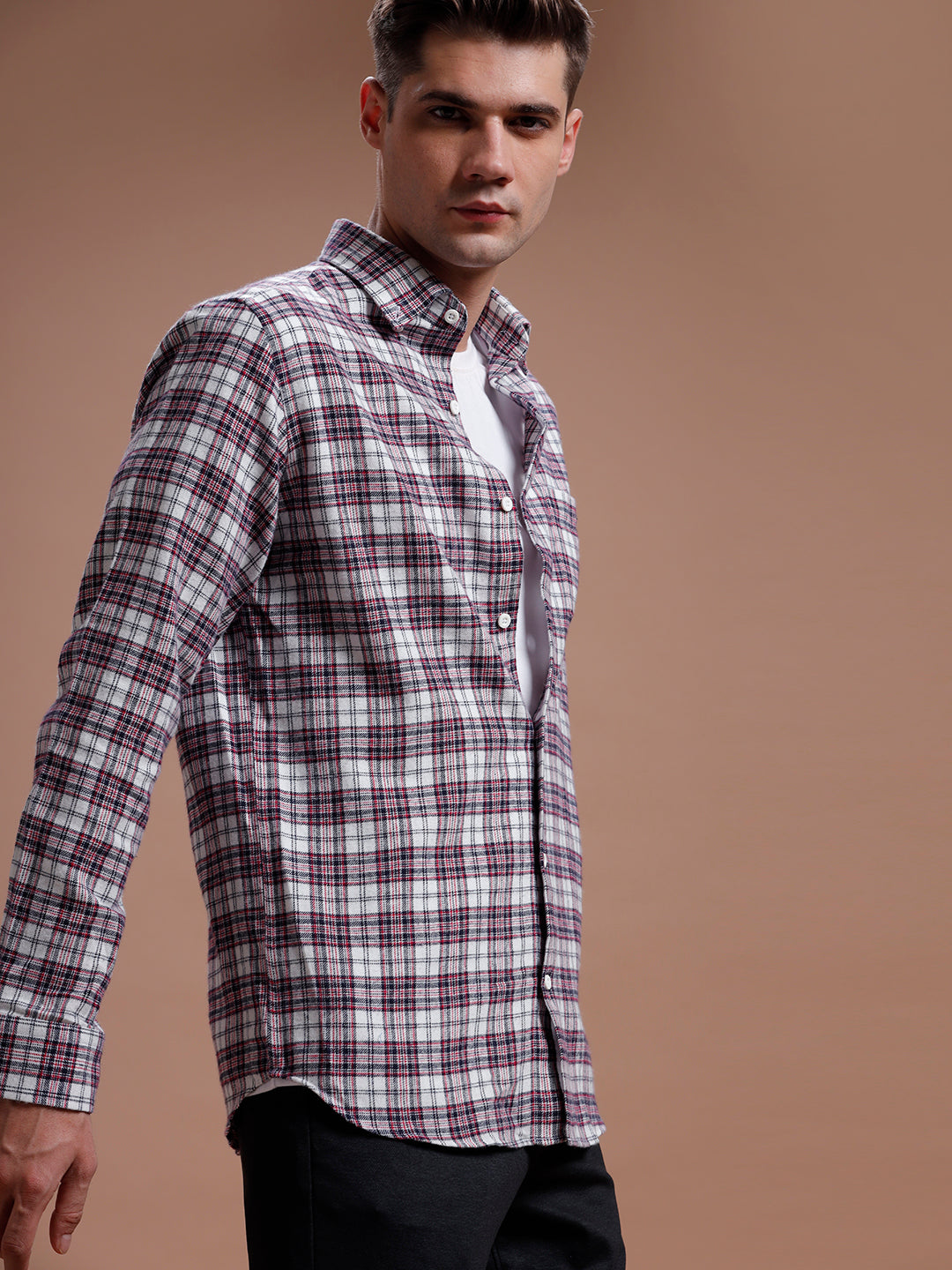 Navy:: Red Multi Checks Pure Cotton Shirt